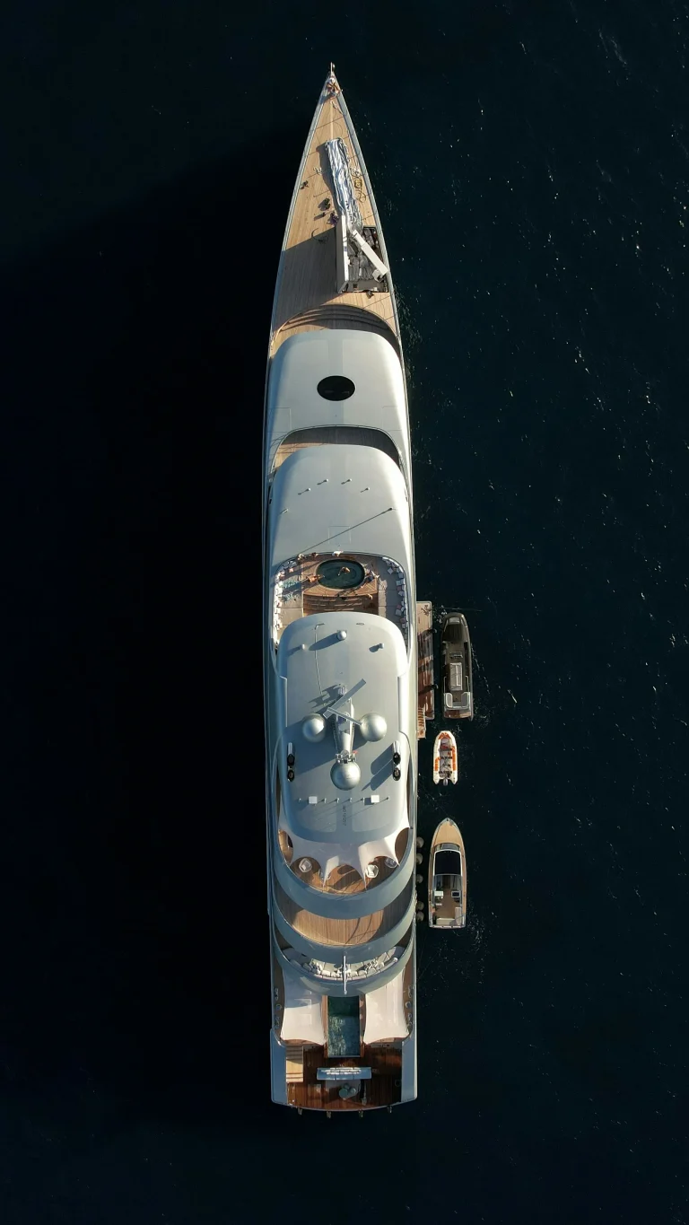 Yacht