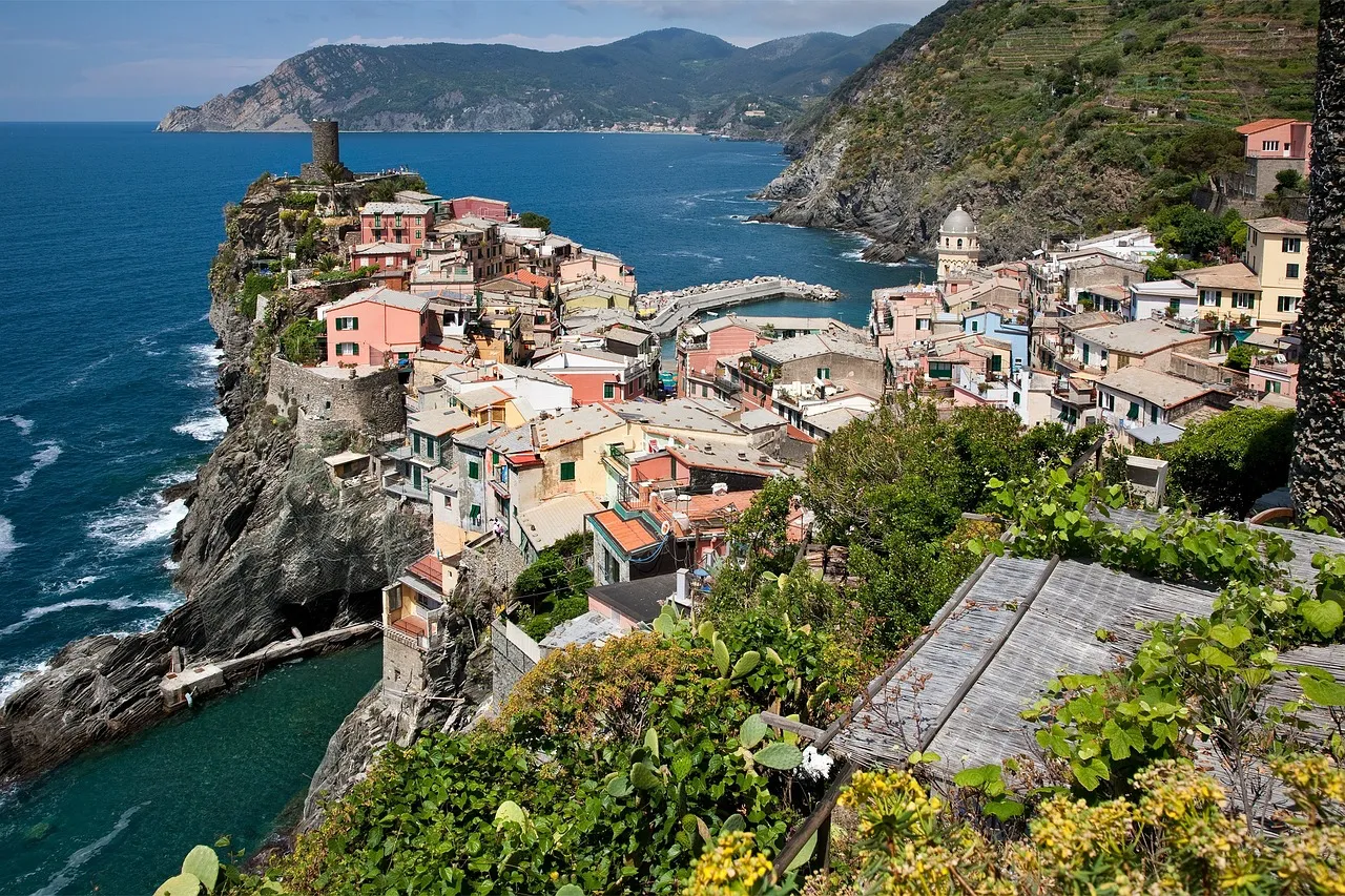 Entre villages perchés et criques secrètes