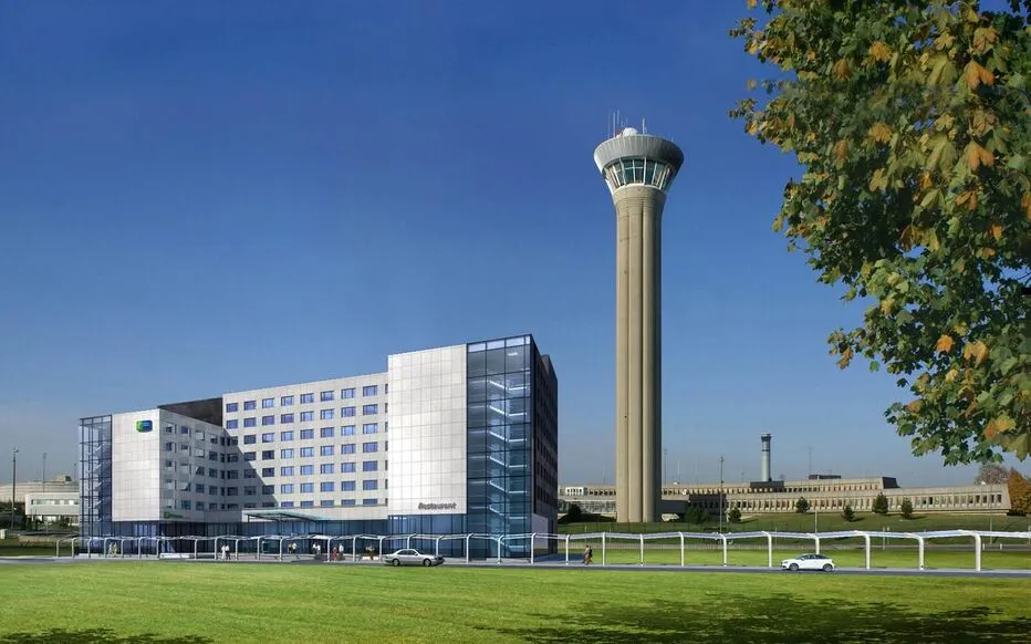 Le plus grand Holiday Inn Express de France