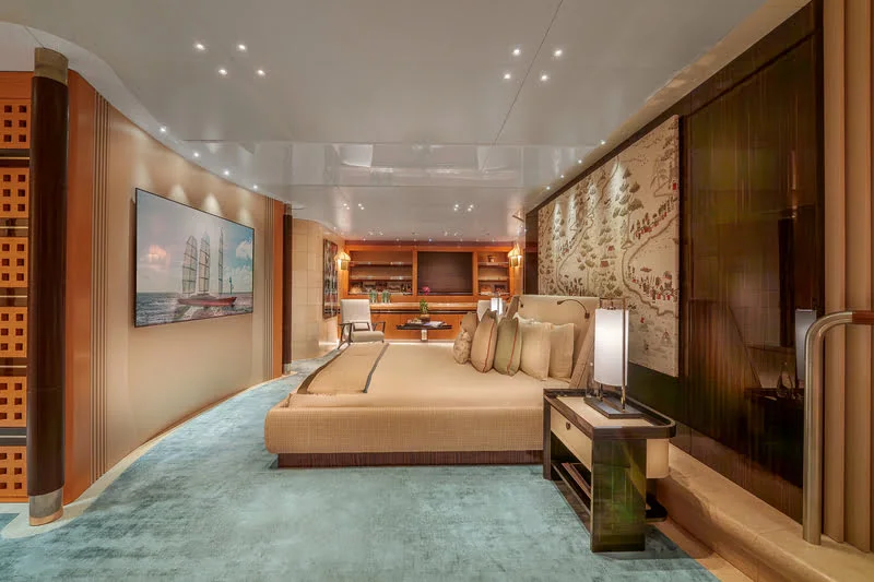 Jumeirah fait son entrée dans le yachting avec le Maltese Falcon