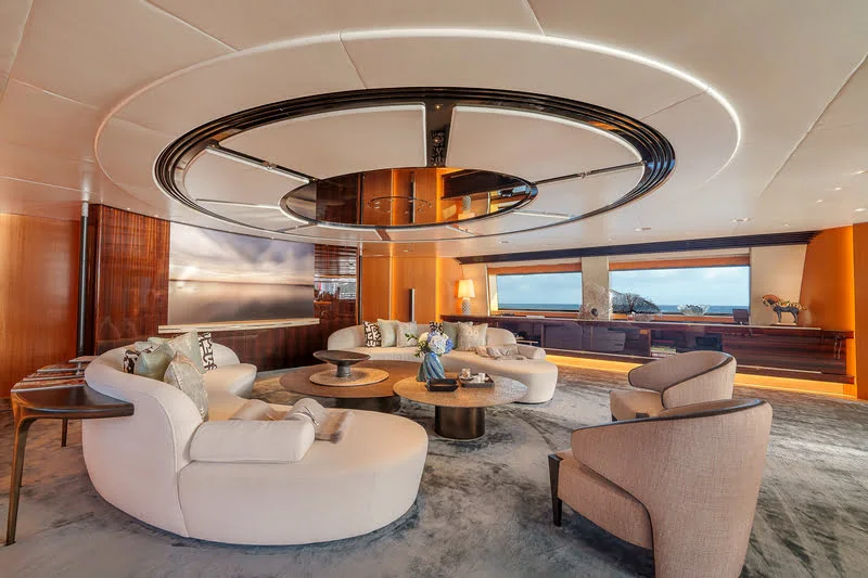 Jumeirah fait son entrée dans le yachting avec le Maltese Falcon