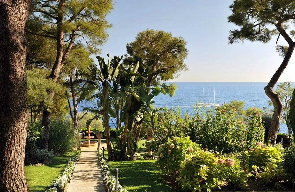 Grand-Hôtel du Cap-Ferrat, la classe méditerranéenne