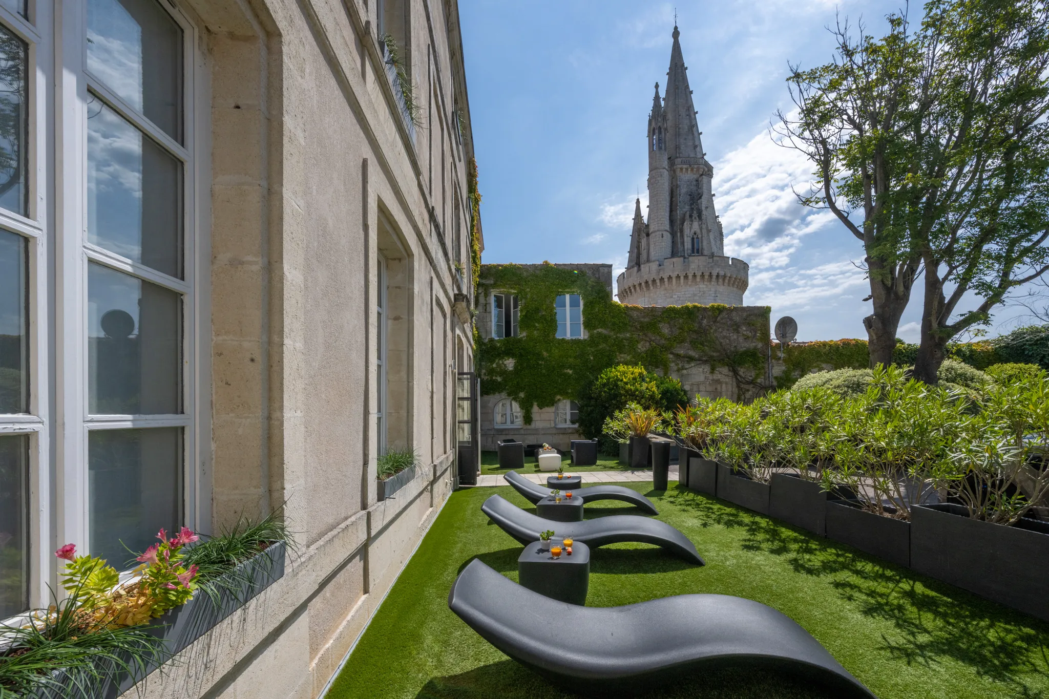 À l’ombre des tours, La Monnaie cultive son art de recevoir